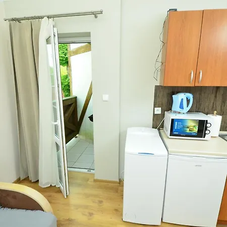 Zefir Apartamento *